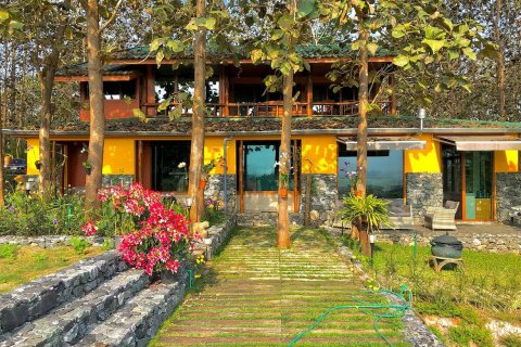 4 bedrooms House in Chiang Mai, Thailand No. 98188 1