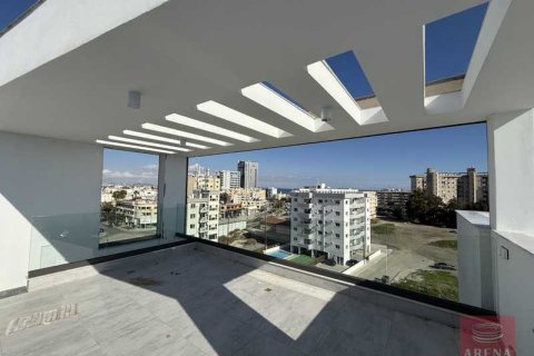2 bedrooms Apartment in Larnaca, Cyprus No. 80076 4