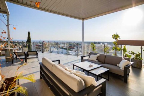 3 bedrooms Penthouse in Limassol, Cyprus No. 102138 14