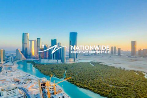 3 bedrooms Apartment in Abu Dhabi, UAE No. 98496