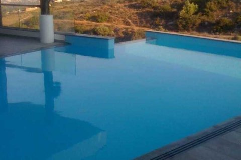 Дом с 5 спальнями в Пареклисия, Кипр №39640 11