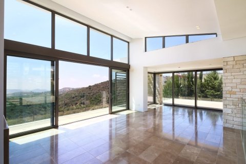 3 bedrooms Villa in Tsada, Cyprus No. 37460 2