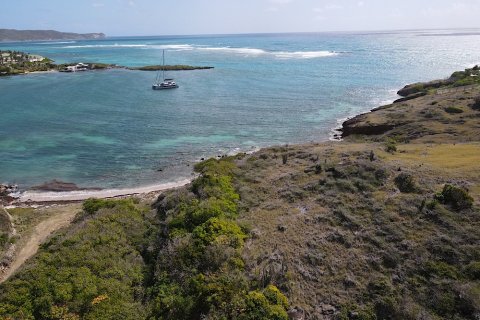 4694m² Land in Piccadilly, Antigua and Barbuda No. 64982 9