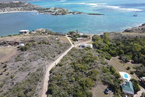 4694m² Land in Piccadilly, Antigua and Barbuda No. 64982 1