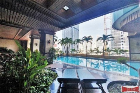 2 bedrooms Apartment in Bangkok, Thailand No. 96398 3
