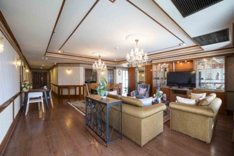 2 bedrooms Apartment in Bangkok, Thailand No. 96398 11