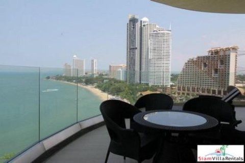 3 bedrooms Apartment in Pattaya, Thailand No. 96884 1