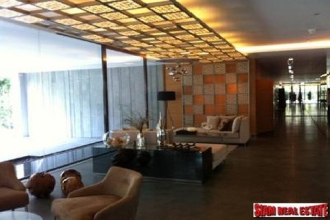 2 bedrooms Apartment in Bangkok, Thailand No. 95658 6