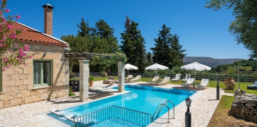 Вилла с 4 спальнями в Ханья, Греция №23990