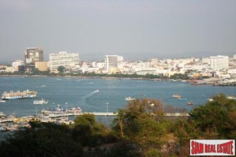 3 bedrooms Apartment in Pattaya, Thailand No. 96475 1