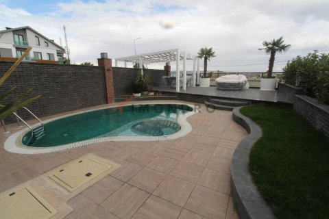 5 bedrooms Villa in An Thach Trung, Vietnam No. 18019 4