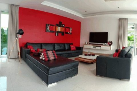 Дом с 3 спальнями в Паттайя, Таиланд №96873 7