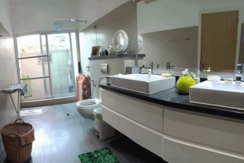 Дом с 3 спальнями в Паттайя, Таиланд №96873 3