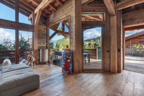 Дом с 6 спальнями в Комблу, Франция №100021 3