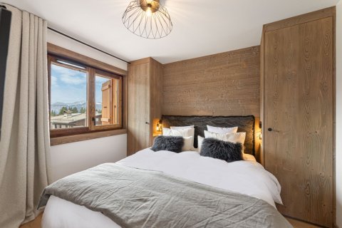 5 bedrooms Apartment in Megeve, France No. 99356 8