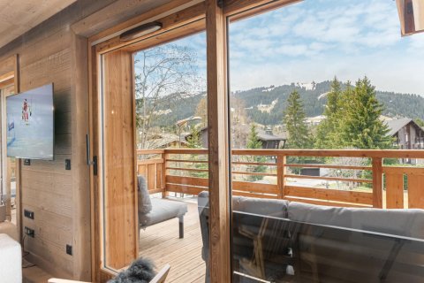 5 bedrooms Apartment in Megeve, France No. 99356 2