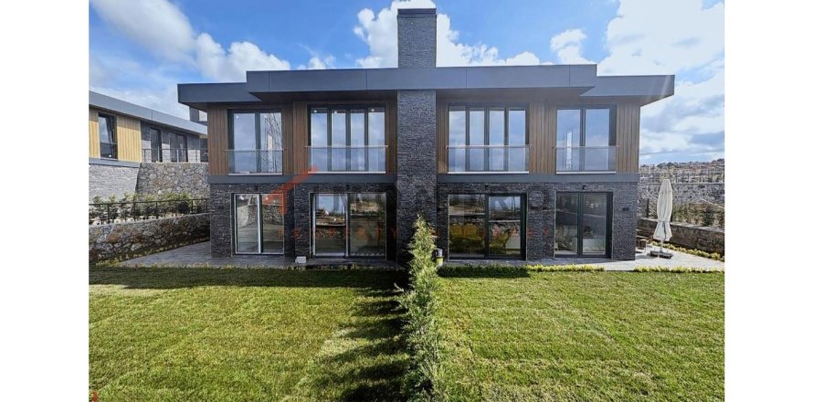 3 bedrooms Villa in Ra Ban, Vietnam No. 115448