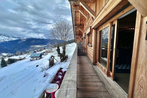 4 bedrooms Apartment in Crest-Voland, France No. 99704 1