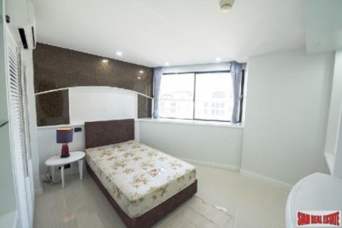 3 bedrooms Apartment in Bangkok, Thailand No. 98130 18
