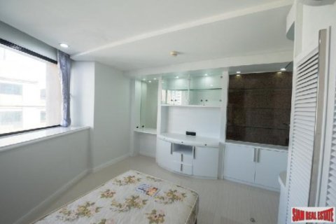 3 bedrooms Apartment in Bangkok, Thailand No. 98130 17
