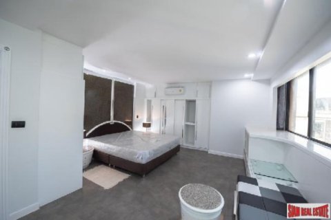 3 bedrooms Apartment in Bangkok, Thailand No. 98130 30