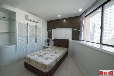 3 bedrooms Apartment in Bangkok, Thailand No. 98130 15