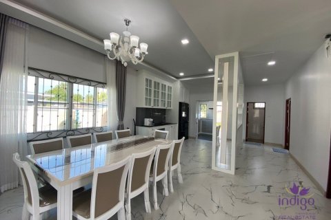 4 bedrooms House in Chiang Mai, Thailand No. 97710 7