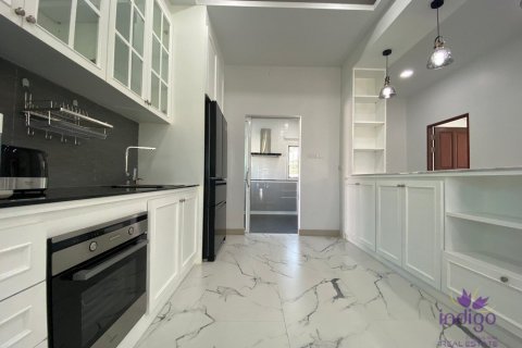 4 bedrooms House in Chiang Mai, Thailand No. 97710 19