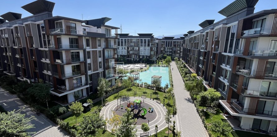 4 dormitorios Apartment en Kartepe, Turkey No. 86142