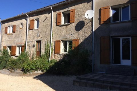 5 bedrooms House in Largeasse, France No. 69473 1