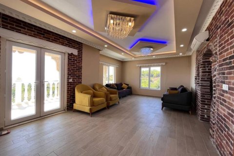 8 rooms Villa in Binh Duong, Vietnam No. 21763 5