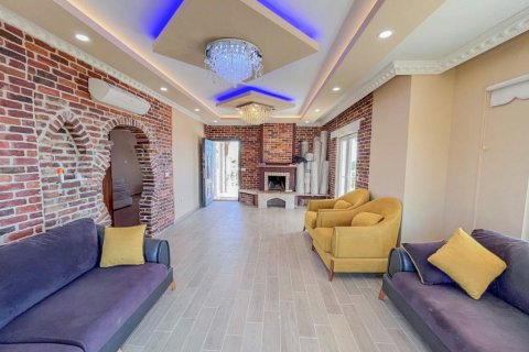 8 rooms Villa in Binh Duong, Vietnam No. 21763 7