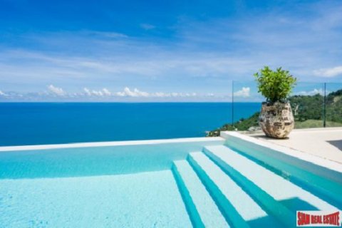 4 bedrooms Villa on the Chaweng Beach, Thailand No. 96210 21
