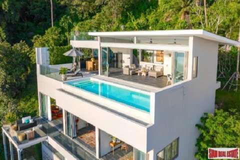 4 bedrooms Villa on the Chaweng Beach, Thailand No. 96210 1