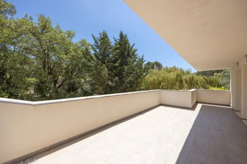 4 bedrooms Apartment in Grasse, France No. 68890 2