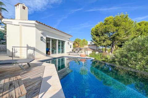 5 bedrooms Villa in Santa Ponsa, Spain No. 126043