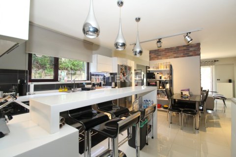 5 bedrooms Villa in Quang Ngai, Vietnam No. 14328 9