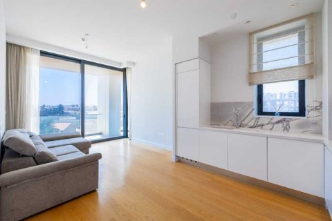 Квартира с 2 спальнями в Лимассол, Кипр №40807 4