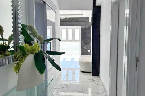 3 bedrooms Apartment in Germasogeia, Cyprus No. 34904 6