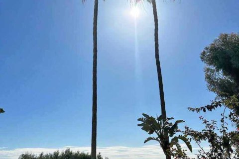 3 bedrooms Apartment in Germasogeia, Cyprus No. 34904 3