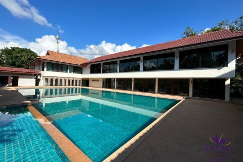 Commercial property en Chiang Mai, Thailand No. 97798 1