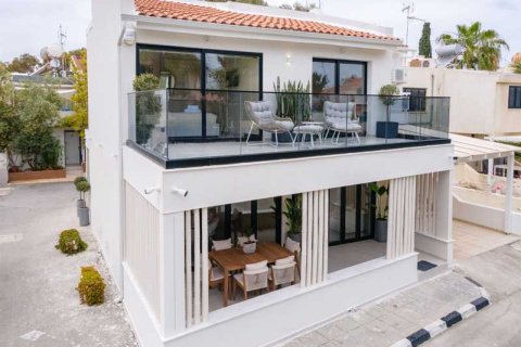 2 chambres Maisonnette à Larnaca, Cyprus No. 101345 3