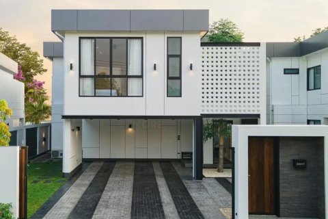 4 bedrooms House in Chiang Mai, Thailand No. 97866 9