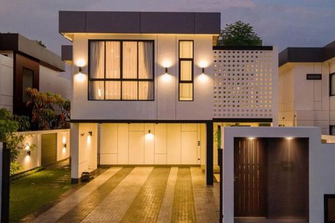 4 bedrooms House in Chiang Mai, Thailand No. 97866 4