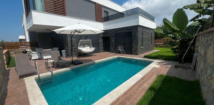 4 rooms Villa in Alanya, Turkey No. 110140