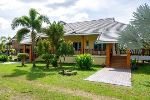5 bedrooms Villa in Phang Nga, Thailand No. 97202 4