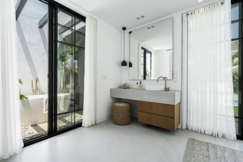 4 bedrooms Villa in Thuan Nam, Vietnam No. 27364 2