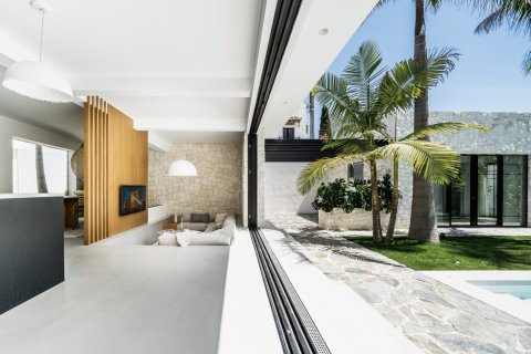 4 bedrooms Villa in Thuan Nam, Vietnam No. 27364 6