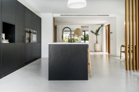 4 bedrooms Villa in Thuan Nam, Vietnam No. 27364 7