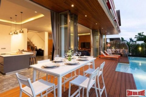 4 bedrooms Villa in Rawai, Thailand No. 96128 16